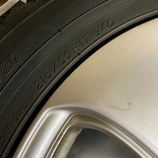 美品　スタッドレスタイヤ　４本セット　ホイールだけでも価値あり