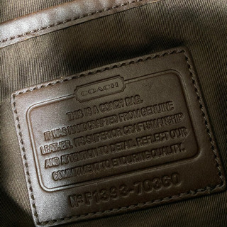 『最終価格』COACH トンプソン　ボディーバッグ