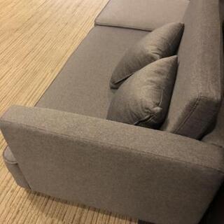 【展示品・未使用】2人掛け ソファ カウチソファ グレー オットマン付