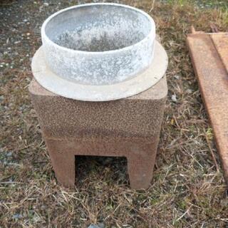 煮炊き釜　屋外　薪用　鉄の厚みあり頑丈
