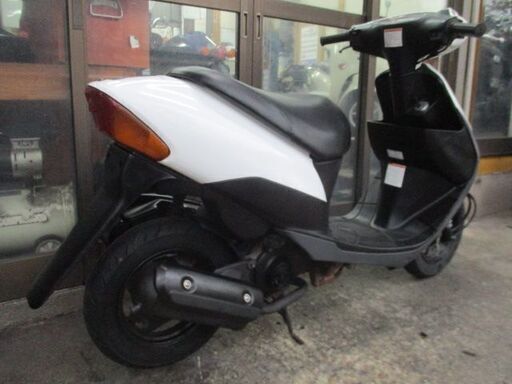 スズキ　レッツ-2　エンジン機関絶好調　整備済み車両です！60キロ以上出ます！ホワイト スズキ レッツ-2 エンジン機関絶好調 整備済み車両です！60キロ以上出