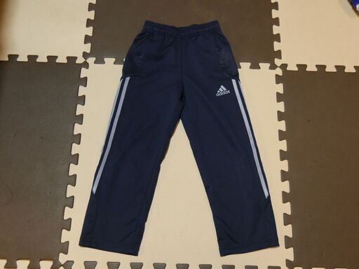 男児子供服 サイズほぼ1 アディダスジャージ上下セット ちゃわん 新高岡のキッズ用品 子供服 の中古あげます 譲ります ジモティーで不用品の処分
