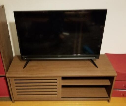 値下げました！32ｲﾝﾁTV\u0026TV台