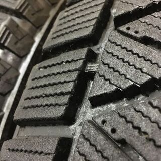 BS BLIZZAK DM-V2 225/65R17 17インチ スタッドレス 4本 2015年製 ハリアー エクストレイル CX-5等　(VTC282) クレジットカード QR決済可能 BS BLIZZAK DM-V2 225/65R17 17インチ スタッドレス 4本 2015年製