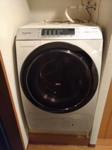 乾燥機能付ドラム型洗濯機［Panasonic2015年］