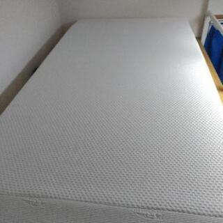テンピュール［ベッドマット+枕］