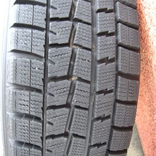 【お話し中です】　バリ溝、185-65R15　4本　現役バリバリ、今年の冬にどうでしょうか？