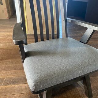 高級食卓セット！18万円を39800円で販売します！天板に難ありますが使用上問題なし♪