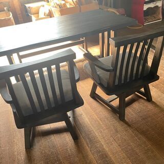 高級食卓セット！18万円を39800円で販売します！天板に難ありますが使用上問題なし♪