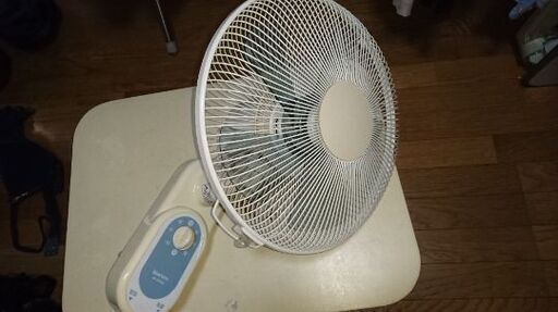 壁掛け扇風機ヒモ式取り付け金具あり 黄ばみあり お譲り先決まりました ひまひま 高砂の季節 空調家電 扇風機 の中古あげます 譲ります ジモティーで不用品の処分 壁掛け扇風機ヒモ式取り付け金具あり 黄ばみあり お譲り先決まりました ひまひま 高砂の季節 空調家電 扇風機 の中古あげます 譲ります ジモティーで不用品の処分