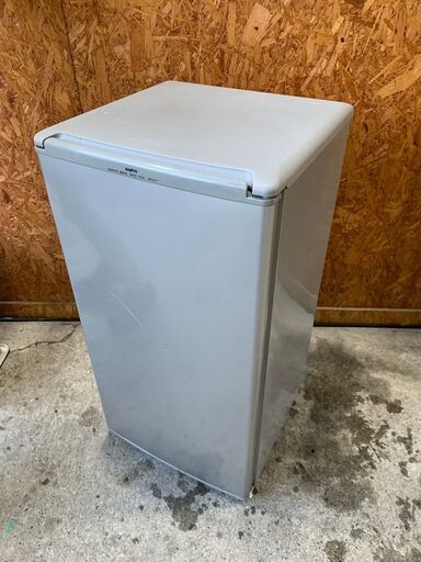 C3113 　サンヨー　冷蔵庫　75L　2010年