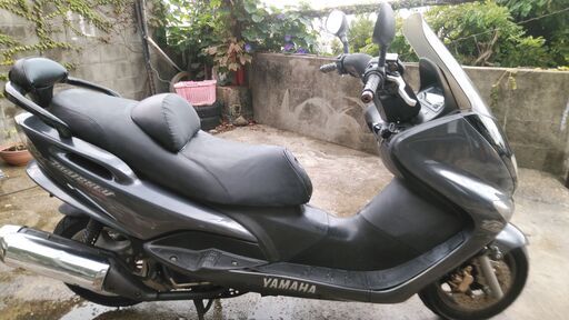 ⭐ヤマハマジェスティ125FI　グレー　SE27　経済的な原付2種　しっかりとした車体で2人乗りもラクラク♪ ヤマハマジェスティ125FI グレー SE27 経済的な原付2種 しっかりとした