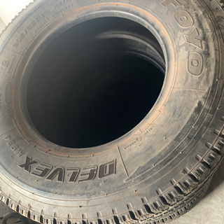 タイヤ、ホイール 205/85/16 トラックタイヤ スタッドレス