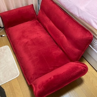 【ネット決済】2人がけ　真っ赤なソファ