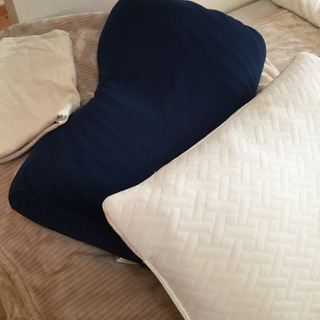 ニトリ 枕  使用期間  半年ほど  美品   2個セット