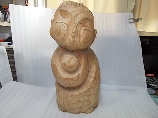 木彫りの親子像