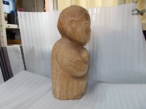 木彫りの親子像
