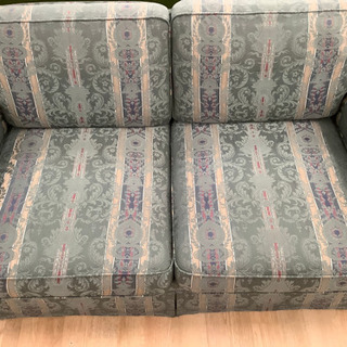 取りに来れる方限定】マルニ木工 2人掛けソファー売ります！