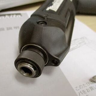 マキタ 充電式ペンインパクトドライバ TD022D ＆ バッテリBL0715/二個 札幌 南12条店