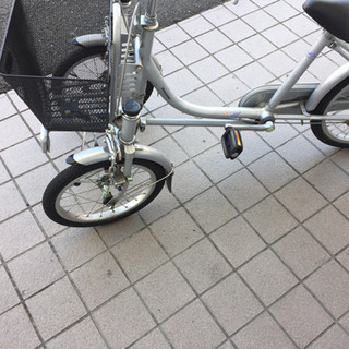取りに来られる方限定! BRIDGESTONE(ブリヂストン)の三輪自転車です!