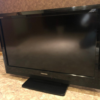 TOSHIBA  テレビ　REGZA 32型