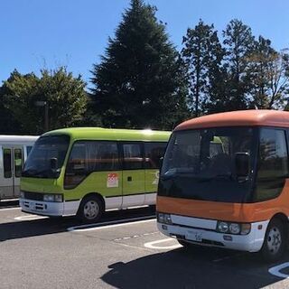 ゴルフ場へ　マイクロバス運転　BOXTOURの画像