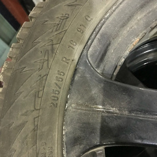 値下げ中！スパイクタイヤ ピンタイヤ 205/55/16 ホイール付き