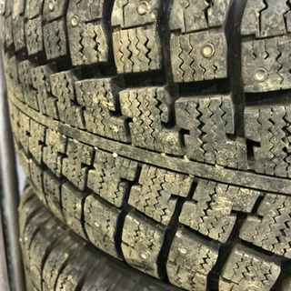 値下げ中！スパイクタイヤ ピンタイヤ 205/55/16 ホイール付き