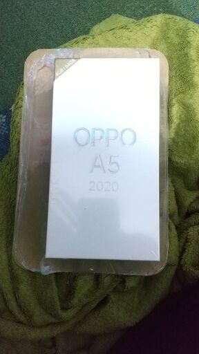 完全未開封品OPPO A5 2020楽天64GB余裕の大容量バッテリー