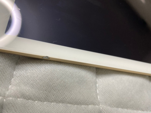 iPad Air2 キャリアau 小傷あり 値下げ‼️‼️