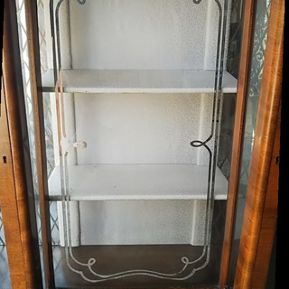 インテリア　展示棚　ディスプレイケース　鍵付き　硝子展示棚　ネコ足　西洋棚　アンティーク　コレクション　クラシック　ヴィンテージ　ジュエリー　引取り限定