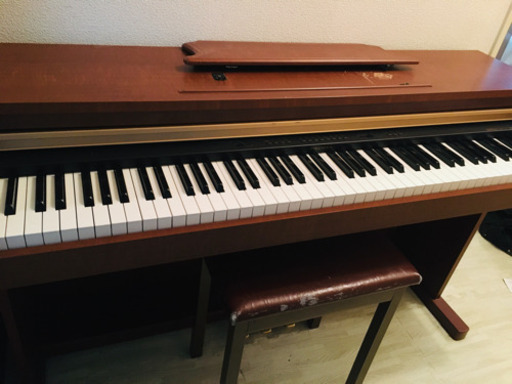 動作OK! 電子ピアノ 幅138cm×奥行50cm×高さ82cm 88鍵 1995年製 椅子