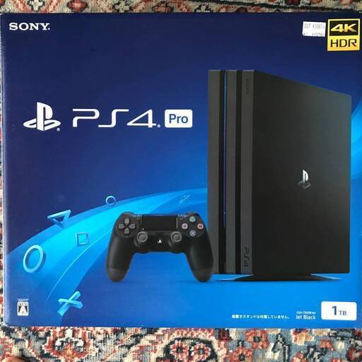 美品・箱入りPS4 Pro(CUH-7200B)1TB コントローラー２つ付 Sony