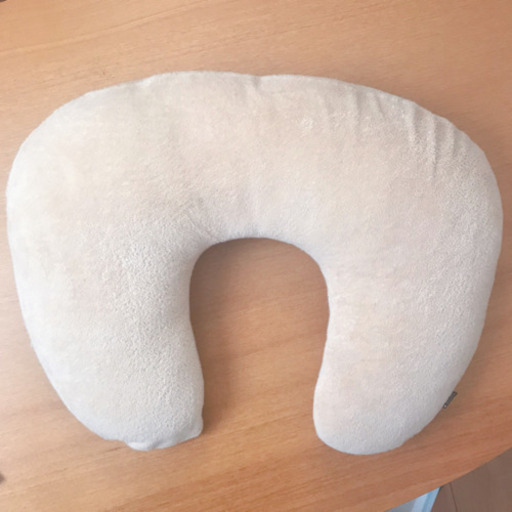 オオサキメディカル ダッコ Dacco 授乳用クッション ベージュ パンちゃん 亀崎の子供用品の中古あげます 譲ります ジモティーで不用品の処分 オオサキメディカル ダッコ Dacco 授乳用クッション ベージュ パンちゃん 亀崎の子供用品の中古あげます 譲ります ジモティーで不用品の処分