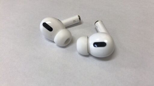 動作確認の為開封のみ新品！！★AirPods Pro似★Bluetoothイヤホン★ シリコンケース付き