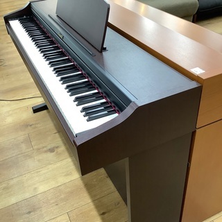 電子ピアノ　ROLAND MP101D-MH のご紹介です。