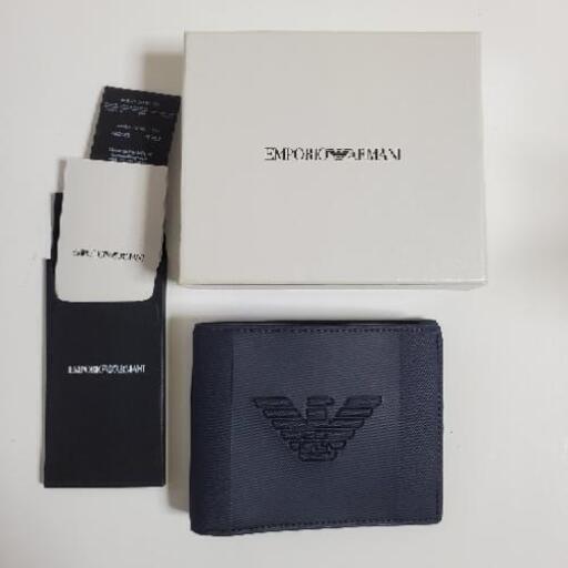 ★ENPORIO ARMANI 型押しロゴ 二つ折り財布