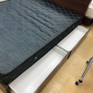 ダブルベッド　マットレスつき　ボイルコイルマットレス
