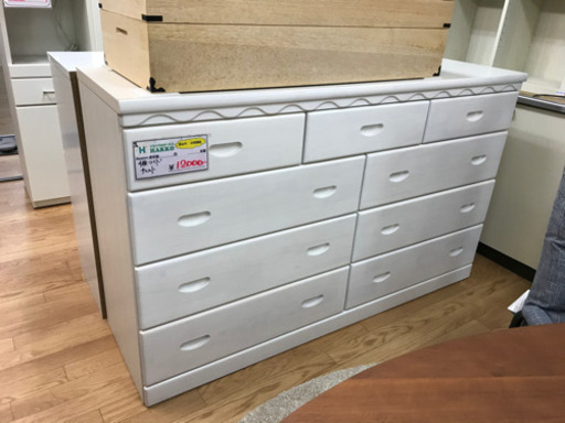 【リサイクルサービス八光　田上店　配達・設置OK】サン　大川家具　ホワイト・ワイドタンス