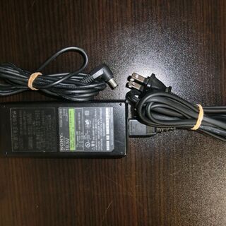 ＳＯＮＹ　ノートパソコン用　ＡＣアダプタ－　中古