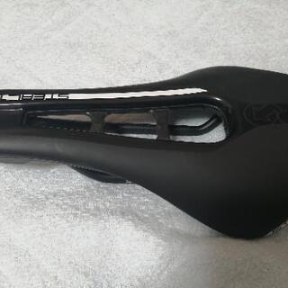 SHIMANO　シマノ　PROプロステルスカーボンサドル