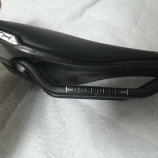 SHIMANO　シマノ　PROプロステルスカーボンサドル