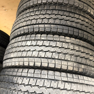 195/80R15週末特価4本セット❣️ハイエース キャラーバン等に