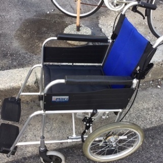 mikiの車椅子【ほぼ新品】