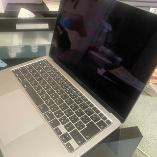 【ほぼ新品】 MacBook AIR 13.3インチ