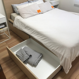 IKEA MALM ダブルベッド　引き出し・マットレス付