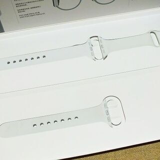 【苫小牧バナナ】Apple/アップル Apple Watch Series 4 GPS+Cellularモデル 40mm MTVA2J/A ホワイトスポーツバンド♪