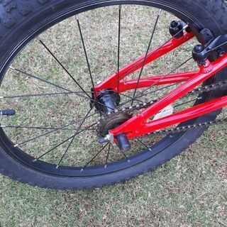 子供 自転車 ヨツバサイクル 20インチ ヒーローレッド