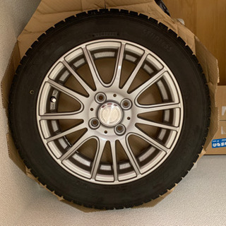 スタッドレスタイヤとアルミホイールの4本セット 1シーズン使用 155 65R14