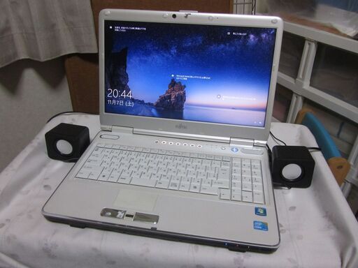 【訳あり品】富士通 FM-V　AH700/AN  Core i5  M450 デュアルコアCPU、15.6型液晶、Windows10 Home 64bit、HDD 500GB、メモリ4 GB、無線・有線LAN、HDMI、DVD・CD、MS Office365(ver2016)インストール済。